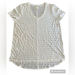 lou & grey sheer striped cream with brown speckles v-neck short-sleeve tshirt